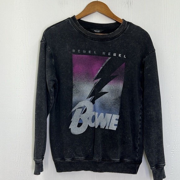 Simply Vera Wang - David Bowie Rebel Rebel Graphic Stonewashed Sweatshirt XS - Picture 7 of 10